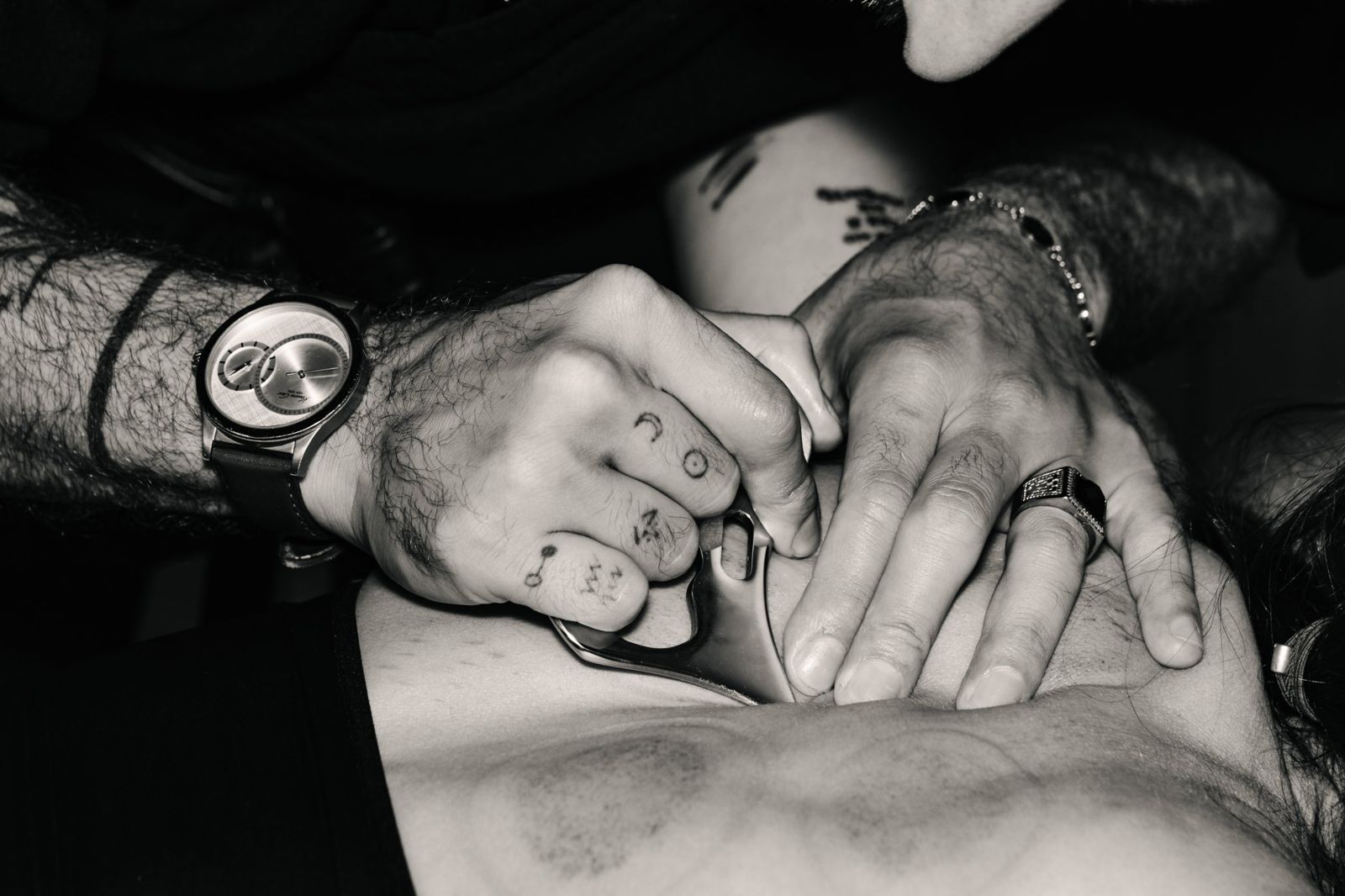 Tool-assisted myofascial release on the upper back