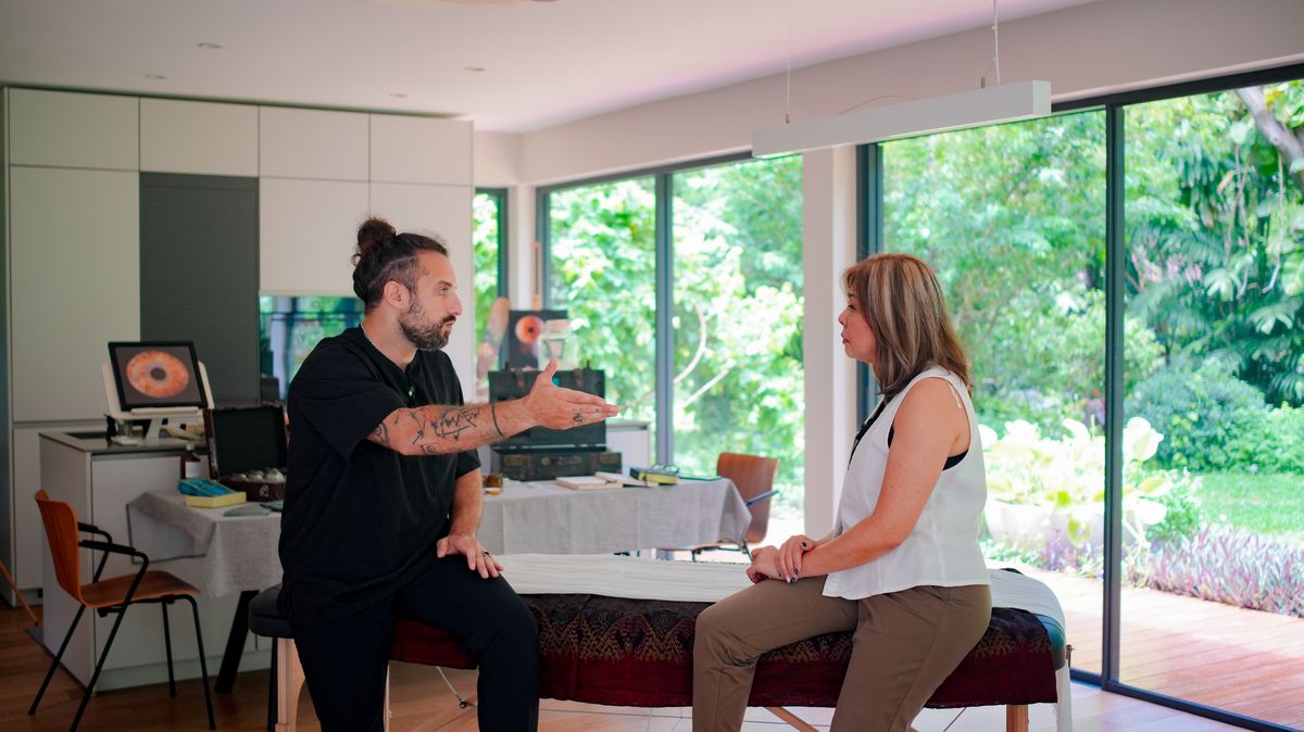 Discovery conversation between Nad and a client